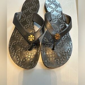 Tory Burch leather flip flops 7.5 M